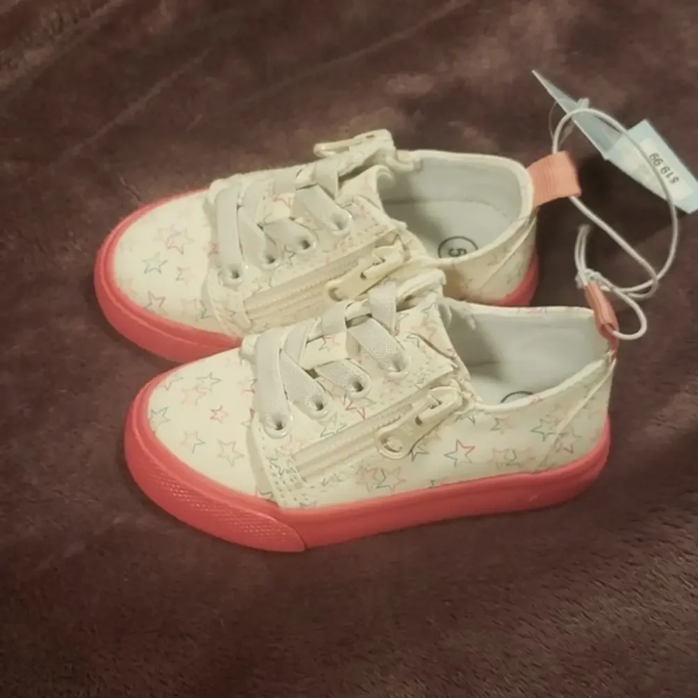 Cat & Jack‎ girl sneakers NWT